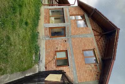 Casă cu 5 camere în Central - 3
