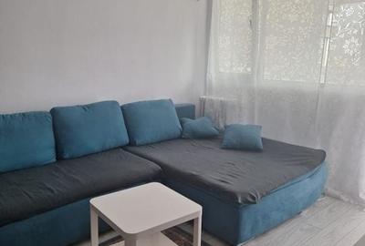 Apartament cu 2 camere semidecomandat, mobilat în Titan