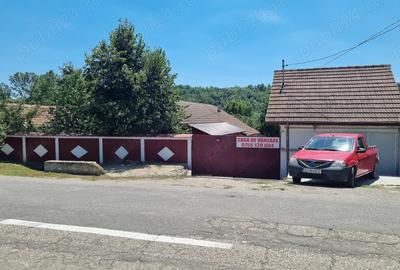 Casă cu 4 camere în Cernat - 8