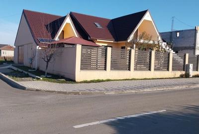 Casă cu 2 camere în 23 August - 8
