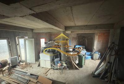 Casă cu 4 camere cu Canalizare în Calea Moldovei - 11