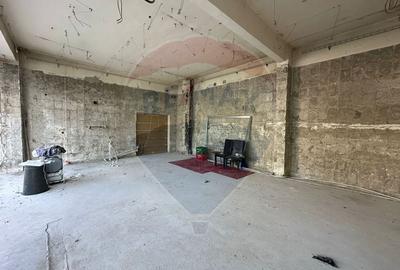 Spatiu comercial de 141 mp - DE INCHIRIAT - 8