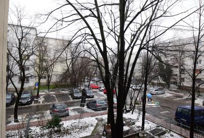 4 camere decomandat, centrală, boxă, etaj 1, 2 băi, Aleea Giurgeni - 1 Decembrie - 15