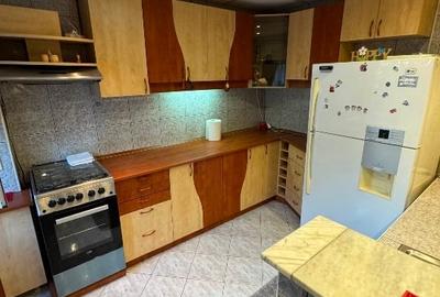 Apartament 4 camere Timpuri Noi (langa metrou, vizavi de universități) - 13