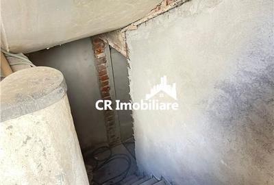 Casă cu 10 camere cu Canalizare în Eminescu - 3