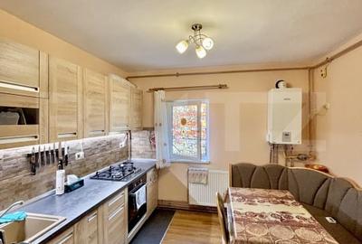 Apartament cu 3 camere, 2 bai, 2 logii, Etaj 1, Calea Buziasului - 2