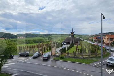 Apartament cu 4 camere decomandat în Simeria - 3