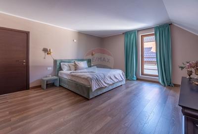 Proprietate exclusivista de vanzare: 2 case | 9 camere | 2000 mp teren - 13