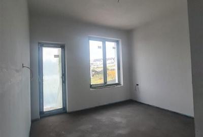 Casă cu 4 camere în Central - 2