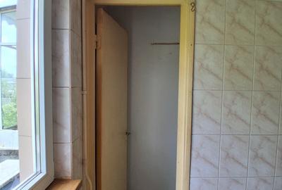 Apartament cu 3 camere semidecomandat în Giurgiului - 12