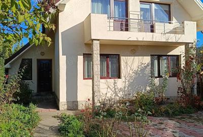 Casă cu 3 camere în Șerbănești - 5