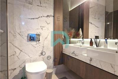 Apartament cu 3 camere decomandat în Tractorul - 7