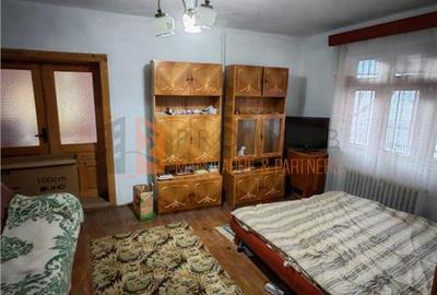 Casa tip P+1+M zona Vintila Voda - 11