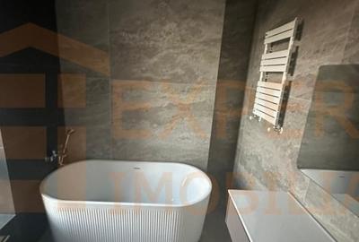 Vila deosebita de vanzare - zona Mamaia Nord pe malul lacului - 12