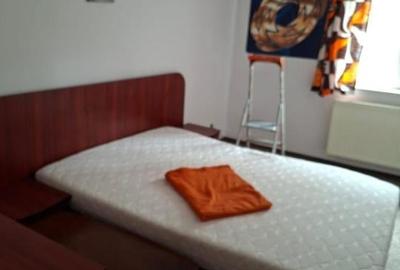 Casă cu 2 camere cu Teren 75 Mp în Grivița - 12