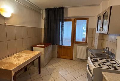 Apartament cu 2 camere decomandat în Vărsătura - 7