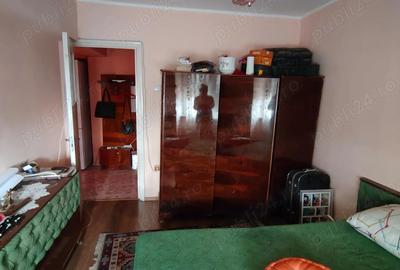 Apartament cu 2 camere decomandat în Viziru 3 - 5