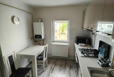 Apartament cu 2 camere semidecomandat în Central - 1