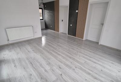 Casă cu 4 camere în Bascov - 4