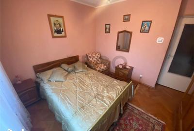 Apartament cu 3 camere în Central - 3