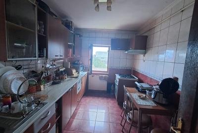 Apartament 4 camere Zona Primarie - Romarta - etaj 4/4 - 87 mp - 7