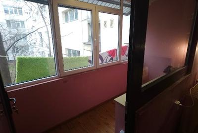 Apartament cu 3 camere decomandat în Titan - 2