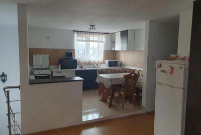 Casă cu 3 camere cu Teren 560 Mp în Andrășești - 2