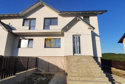 Duplex cu 4 camere cu Canalizare în Miroslava - 4