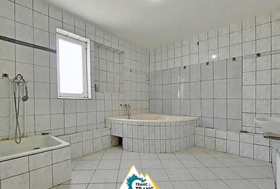 Oportunitate unica apartament cu 3 camere in Lipova - 9
