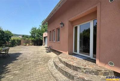 Casa nordica luminoasa,gata de mutat, garaj cald,spatiu de poveste la mansarda,in Santana de Mures - 18