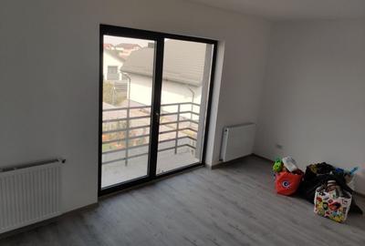 Duplex cu 3 camere cu Canalizare în Berceni - 4