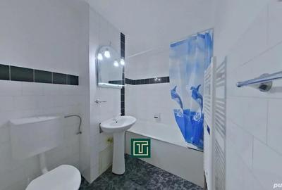 Apartament cu 4 camere semidecomandat în Micălaca