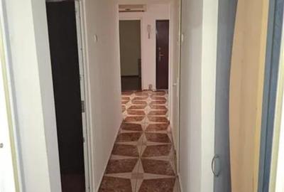 Vanzare Apartament 3 Camere Decomandat Aparatorii Patriei-Mariuca - 7