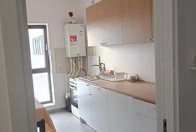 Garsonieră decomandată în Central - 11