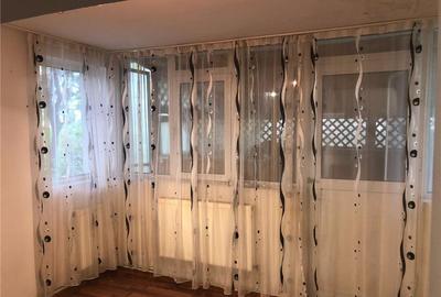 Apartament cu 4 camere în Moreni - 1