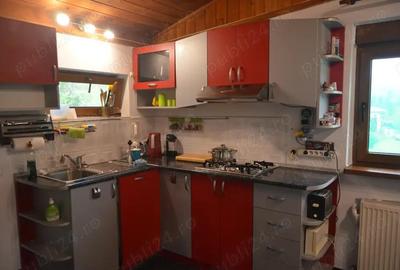 Casă cu 3 camere în Piatra Arsă - 2