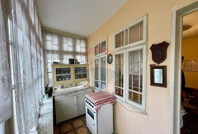 Casă cu 4 camere cu Teren 5088 Mp în Neicu - 6