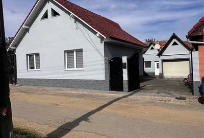 Casă cu 4 camere în Central - 8