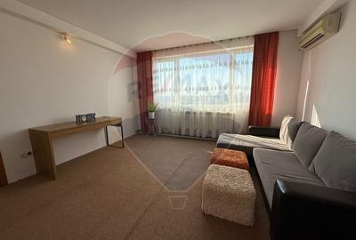 Apartament cu 3 camere de vanzare | Calea Grivitei | Vedere panoramica - 3