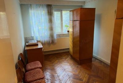 Apartament cu 2 camere semidecomandat în Abator