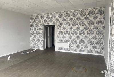 Tunari, spatiu comercial situat intr-o galerie comerciala, 70 mp, imobil  2019, - 3