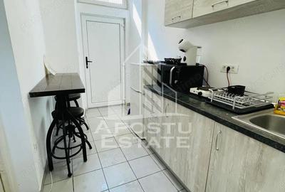 Garsonieră semidecomandată în Central