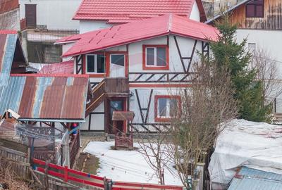 Casă cu 6 camere cu Teren 337 Mp în Central - 13