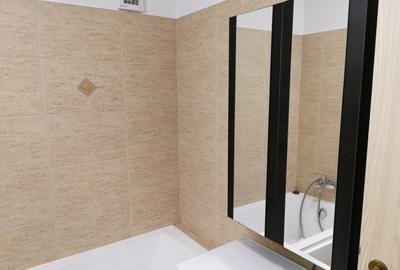 Apartament cu 2 camere decomandat, mobilat în Tractorul - 3