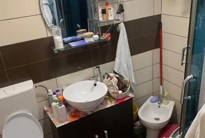 Apartament cu 3 camere semidecomandat în Colentina - 2
