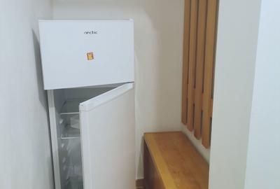 Apartament cu 3 camere decomandat în Preajba Mare - 6