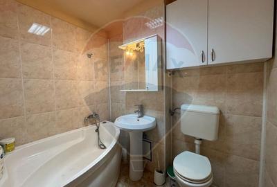 Apartament cu 3 camere semidecomandat, mobilat în Polivalentă - 6