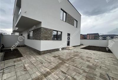 Casa cu 4 camere si teren 250 mp in Selimbar zona Triajului - 1