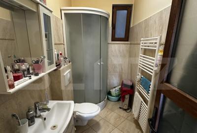 Casa de vanzare, cu 4 camere, 120 mp, Zona Piata Mare - 8