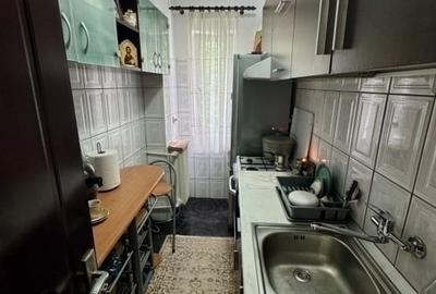 PODU ROS - RESTAURANTUL ODEON -- 2 CAMERE ETAJ 2 - GEAM LA BAIE - RENOVAT TOTAL! - 2